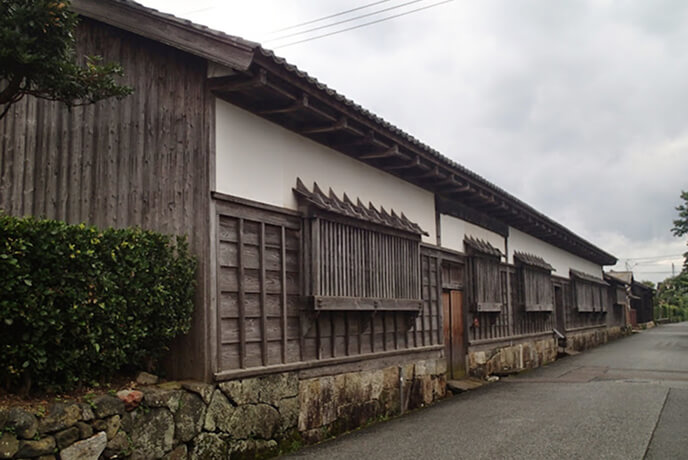旧繁沢家長屋門